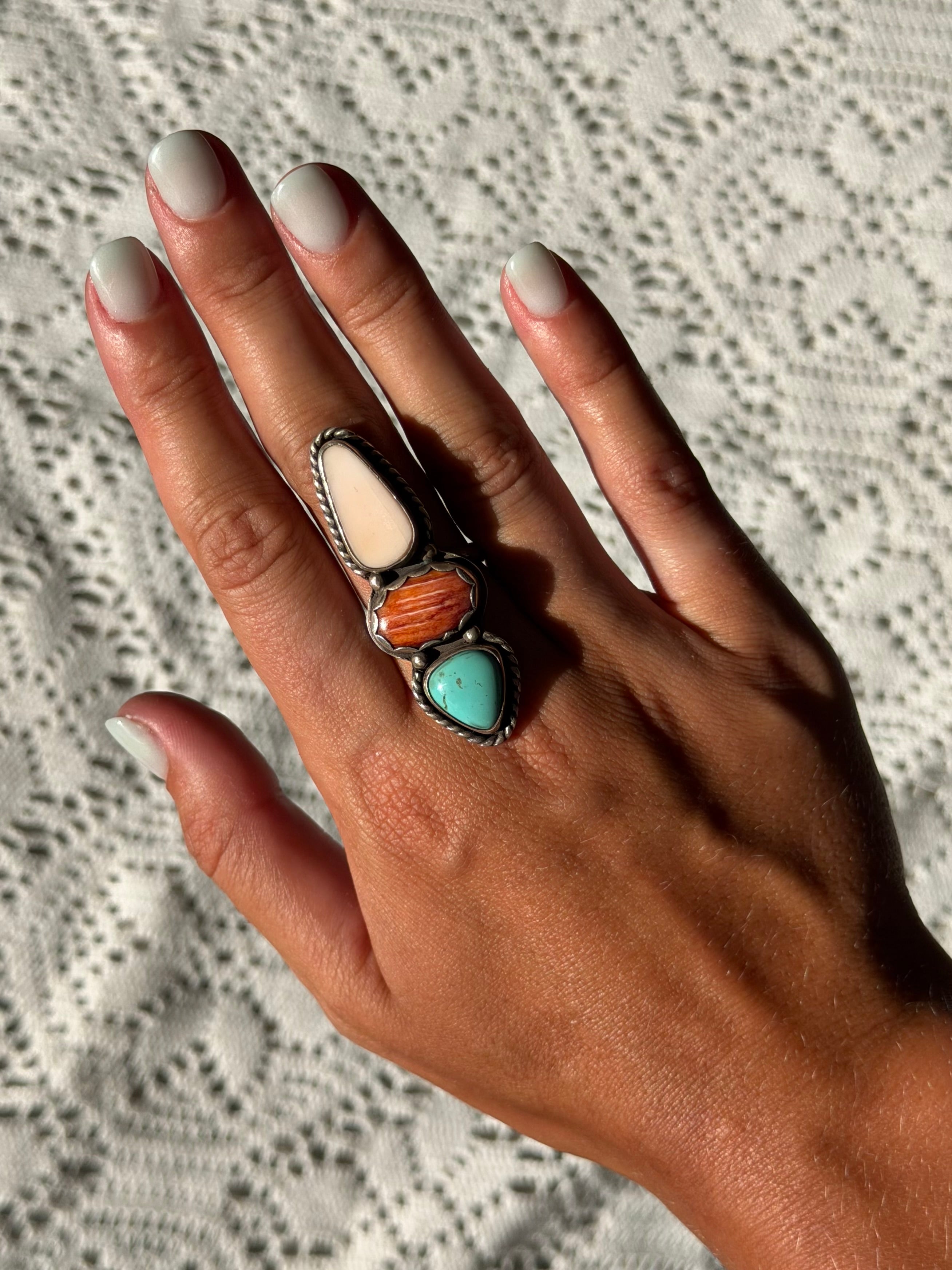 The Hannah Ring (adjustable)