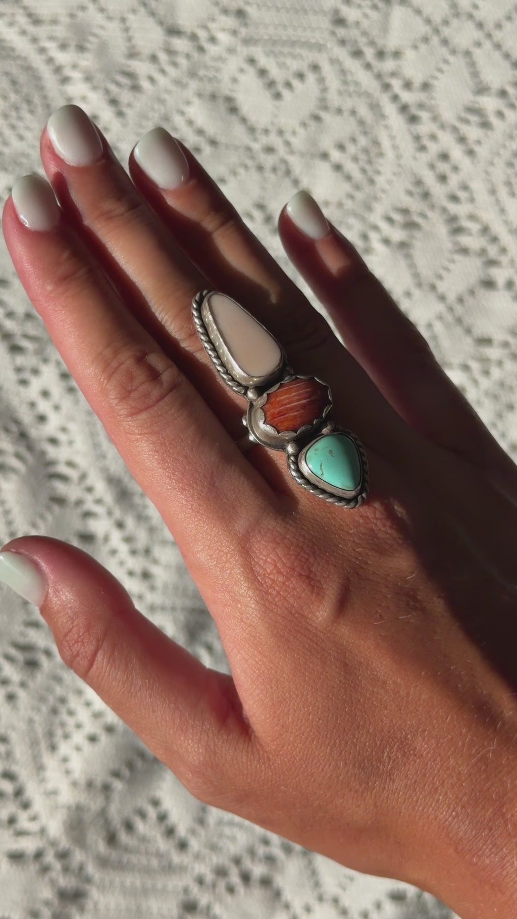 The Hannah Ring (adjustable)